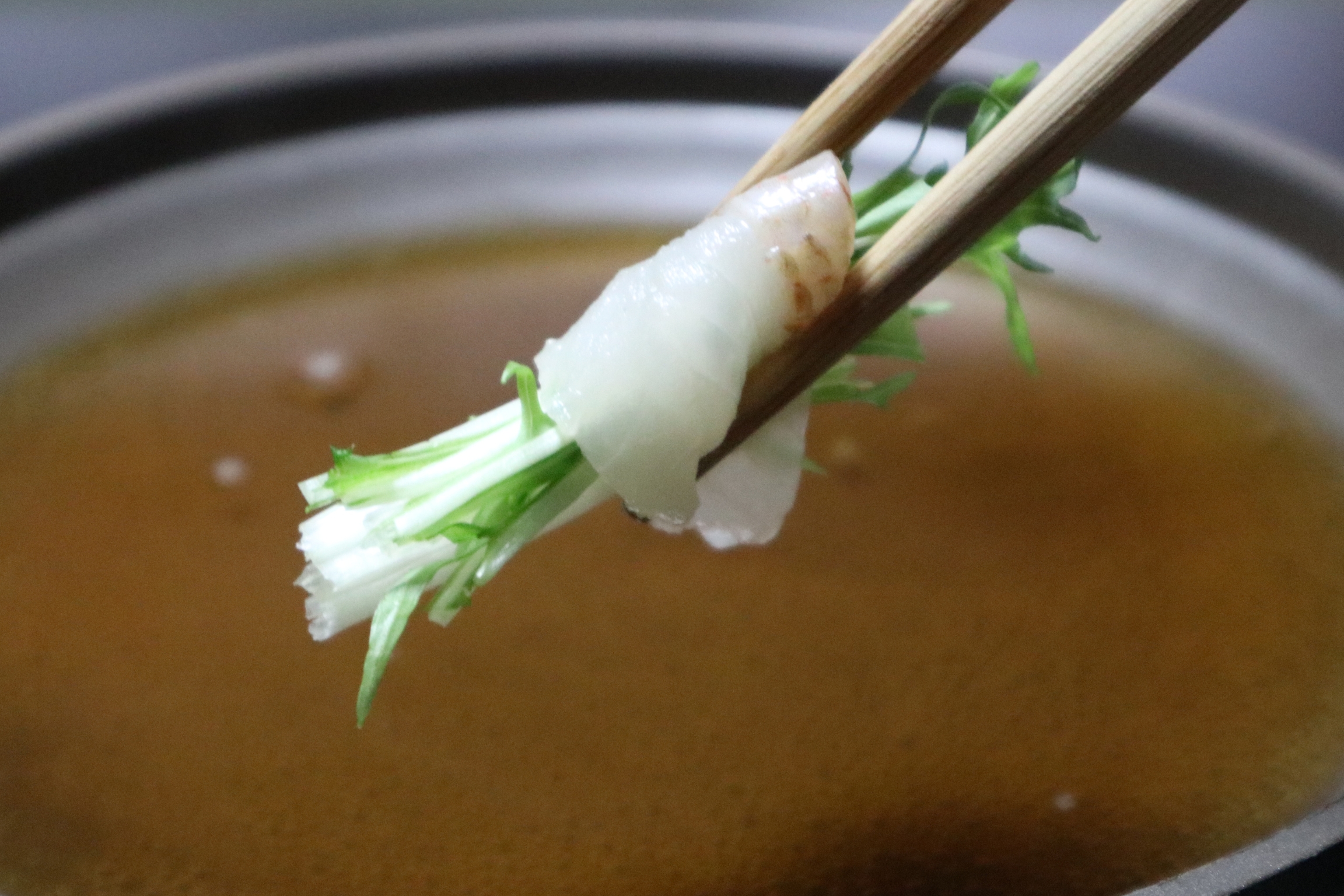 出汁つゆで食べる　のどぐろしゃぶしゃぶ